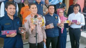 Polresta Samarinda Bersama BPOM Berhasil Amankan Obat-Obatan Ilegal Yang Nilainya Mencapai Rp.800 Juta