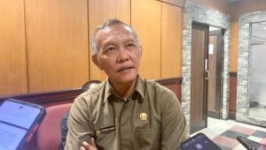 Samsun Minta Ruas Jalan di Sangasanga – Dondang Segera Diperbaiki