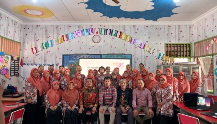 Guru-guru di Tenggarong Tingkatkan Kompetensi untuk Pembelajaran Berbasis Peserta Didik