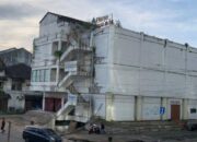 Walikota Samarinda Sulap Plaza 21 Jadi Gedung Parkir Modern