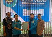Ronny Hidayatullah Serahkan Formulir Pendaftaran Ketua KNPI Samarinda