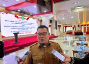 Arianto Serahkan SK P3K di Lingkup Dispar Kukar