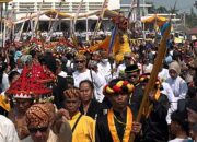 Ngulur Naga Berlanjut Belimbur, Puncak Erau Adat Kutai 2026