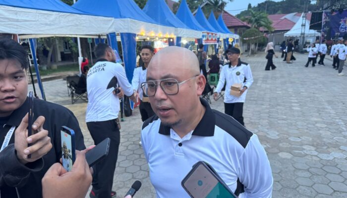 Kepala Disdikbud Kukar Buka Posko Aduan, Bantu Warga Urus Ijazah yang Terbakar